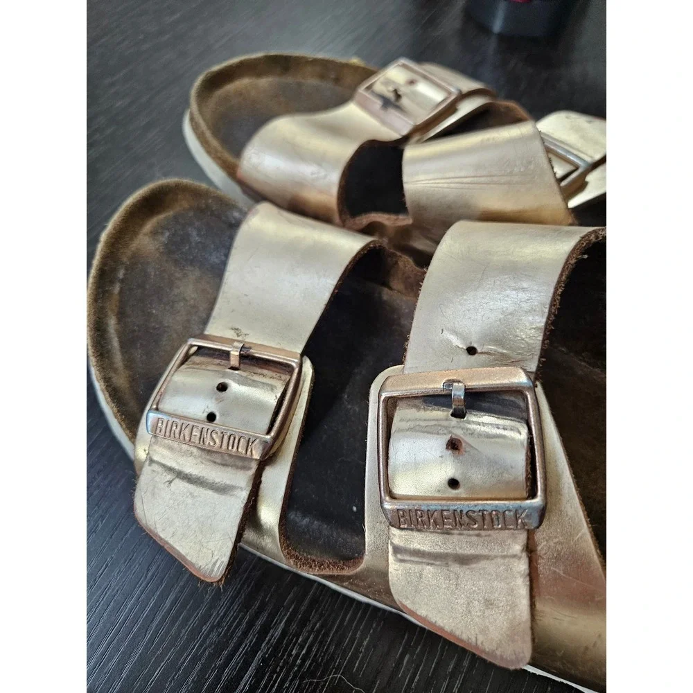 Birkenstock‎ Arizona Metallic Rose Gold Leather Two Strap Sandals Slides Womens